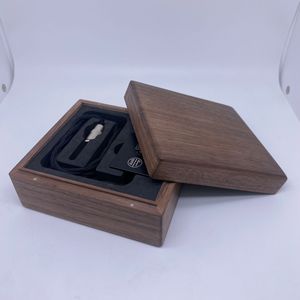 ¿Cansado de las cajas aburridas? ¡Ven y desata el lujo con nuestra caja de regalo de almacenamiento de madera personalizada con un impresionante acabado mate! - Product Image 5