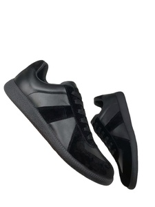 Marque de mode de luxe, chaussures de sport et décontractées pour hommes et femmes de haute qualité, chaussures de marche en cuir véritable à lacets - Product Image 1