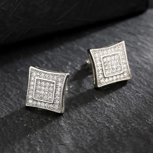 Orecchini a Perno Quadrati Minimalisti per Donne, Design Geometrico, Eleganti Accessori per Orecchie, Regalo per Uso Quotidiano e Feste - Product Image 3