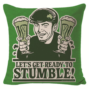 Décorations pour la Saint-Patrick : Housses de coussin personnalisables en polyester vert avec trèfles et lutins pour la maison, l'hôtel et l'hôpital - Product Image 2