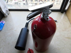 CO2 America ได้รับการรับรองมาตรฐานเม็กซิโกประเภท CO2 เครื่องดับเพลิง 10LB ด้วยราคาที่ดีผลิตในจีน - Product Image 5