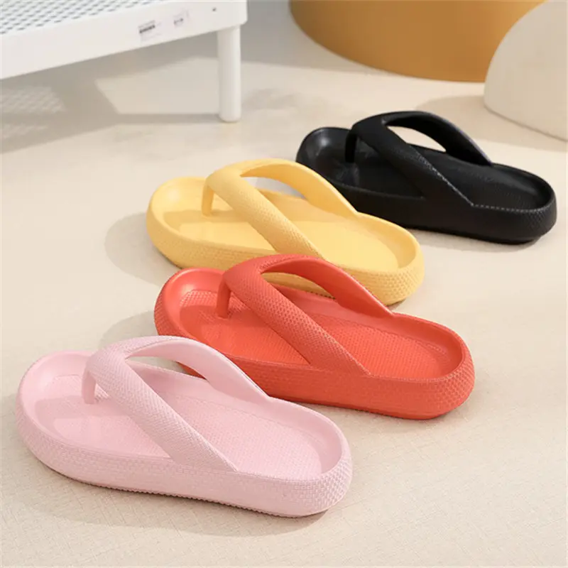 2022 Fashion Summer women soft sole non-slip Slides Slippers outdoor beach casual sandals men Flip Flops rubber shoes