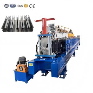 Machine de formage de rails de guidage pour portes à enroulement à alimentation automatique, longue durée de vie - Product Image 1