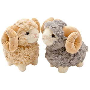 Peluche réaliste de mouton bouclé brun clair avec de grandes cornes, jouet en peluche doux et moelleux, mignon cadeau pour enfants de tous âges - Product Image 5