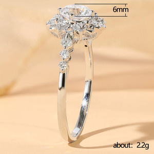 Anello a forma di fiocco di neve per donna, elegante gioiello da dito scintillante e alla moda - Product Image 5