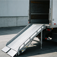 Rampe mobile pour conteneurs de 11 m de hauteur de levage, capacité de 6 à 15 tonnes, rampe de quai hydraulique portable, rampe de chargement réglable pour entrepôt