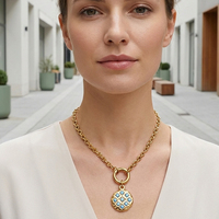 Pendentif Cœur Creux en Acier Inoxydable Plaqué Or 14K avec Zircon Torsadé et Plaque Diamantée, Style Rétro Tendance, pour Femme - Vente en Gros