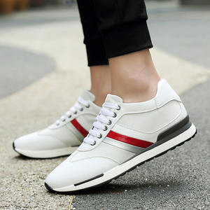 Zapatos casuales de verano para hombre, a la moda y populares, con suela gruesa, invisibles, que aumentan la altura, cómodos y transpirables. - Product Image 3