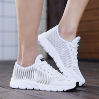 C08 Chaussures de sport décontractées confortables et respirantes à lacets en maille ajourée, design polyvalent et tendance pour un usage quotidien