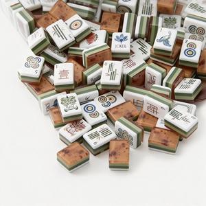 Хит продаж: Набор для американского маджонга из 4-слойного акрила с текстурой дерева, 160 плиток, для встреч и мероприятий - Product Image 1