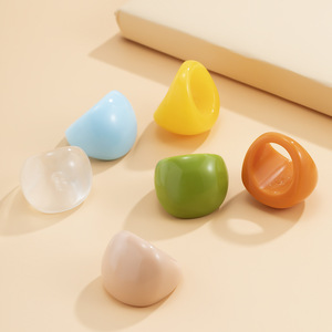 Bague simple en résine acrylique couleur bonbon, tendance mode YUMMY JEWELRY - Product Image 4