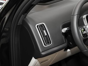 Li <span class=keywords><strong>Auto</strong></span> L7 2025 Édition Max à autonomie étendue avec une autonomie combinée de 1360 km et une batterie de 42,8 kWh - Product Image 5