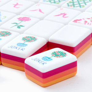 Tuiles de Mahjong en Acrylique à 4 Couches, Pailletées et Gravées, Styles OEM Amérique, Malaisie, Taïwan - Product Image 2