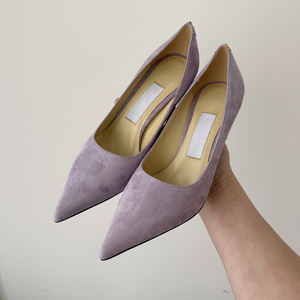 Pumps en daim élégantes Love avec un talon aiguille fin de 85 mm, emblème doré sur le talon, plat de 15 mm, 65 mm pour femmes - Product Image 2