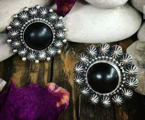 Bague Unique en Onyx Noir avec Pierre Précieuse, Bague en Argent Sterling Massif 925 Personnalisée avec Lunette en Pierre Précieuse Naturelle, Goutte d'Eau Ronde - Product Image 1