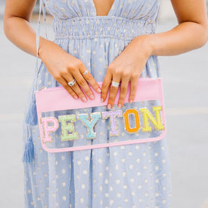 Sac de voyage cosmétique en PVC transparent avec <span class=keywords><strong>fermeture</strong></span> éclair en métal, patchs en chenille personnalisés, pochette à maquillage plate en nylon transparent - Product Image 5