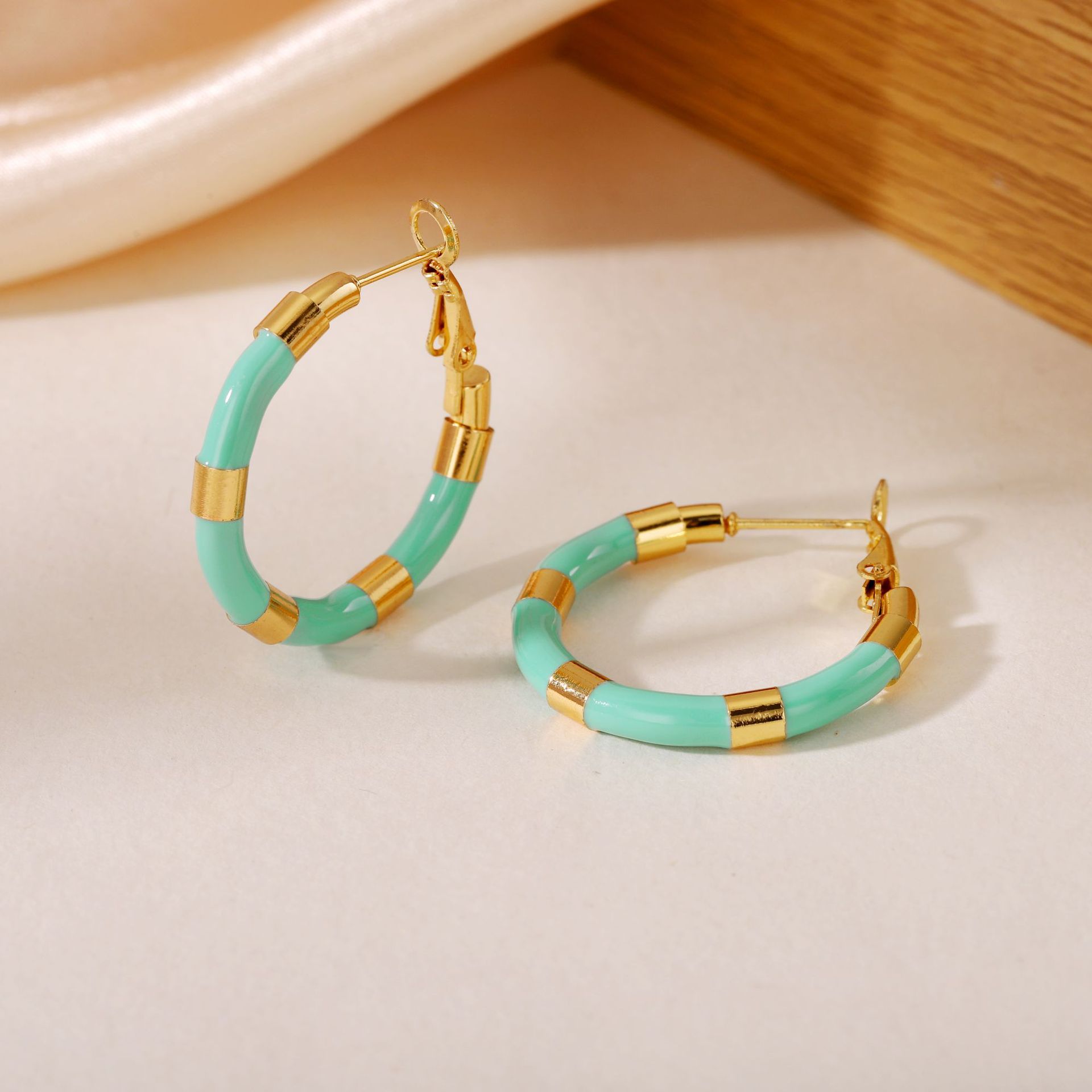 19No. Cuilang mint glaze