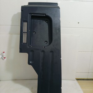 แผงตกแต่งด้านข้างรถขุดฮุนได รุ่น 71M8-20761 ทำจากพลาสติก หนา 1-1.5 มม. - Product Image 2