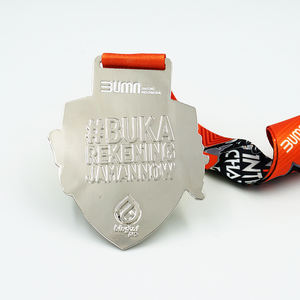 Médailles de récompense Fiesta holographique académique de sport rond personnalisé pièces de monnaie et médailles de métal médaille miraculeuse <span class=keywords><strong>des</strong></span> scouts en émail personnalisé - Product Image 3