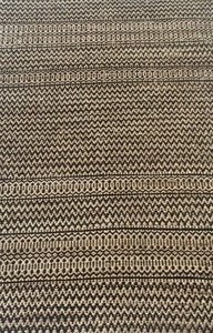 Tapis moderne en laine tissé à la main Curated Spaces - Product Image 2