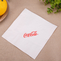 Serviettes de table en papier gaufré personnalisées à 2 plis pour cocktails et mariages avec logo