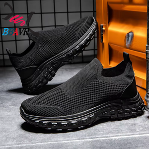 Zapatos Casuales para Hombre, Ligeros, Duraderos, Estilo Deportivo, Transpirables, Diseño Sin Cordones para Uso Diario, Primavera, Verano, Otoño, Forro de Malla - Product Image 1