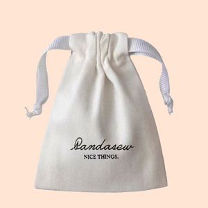 Sacs à poussière en toile personnalisés en gros avec cordon de serrage, poignée en corde, sacs à main à motifs, pour bijoux, vêtements, chaussures, sacs à main de luxe, robes, mini sacs de voyage - Product Image 2