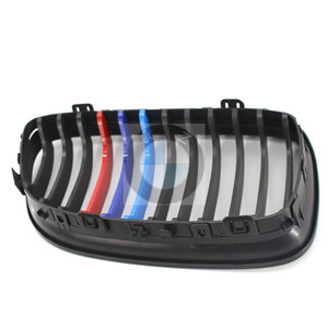 กระจังหน้า BMW E90 E91 ทรง M สีดำด้าน ปี 2009-2011 สำหรับอัพเกรดกันชนหน้า ผลิตจากพลาสติก ABS - Product Image 4