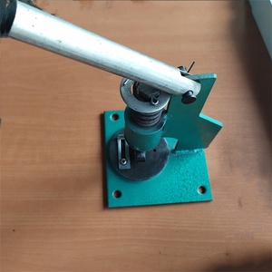 Outils <span class=keywords><strong>de</strong></span> poinçonnage <span class=keywords><strong>de</strong></span> verrouillage pour la fabrication <span class=keywords><strong>de</strong></span> portes <span class=keywords><strong>de</strong></span> fenêtre en <span class=keywords><strong>pvc</strong></span> - Product Image 3
