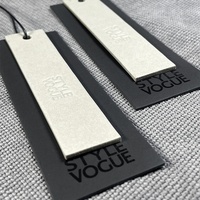 Étiquettes suspendues en carton personnalisées haut de gamme pour vêtements, chaussures et chaussettes pour femmes et hommes - Accessoires d'étiquetage de qualité supérieure YX 011