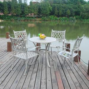 Ensemble <span class=keywords><strong>de</strong></span> salle à manger minimaliste en fonte d'aluminium <span class=keywords><strong>blanc</strong></span> table et chaises modernes en <span class=keywords><strong>fer</strong></span> <span class=keywords><strong>forgé</strong></span> pour l'extérieur mobilier <span class=keywords><strong>de</strong></span> <span class=keywords><strong>jardin</strong></span> - Product Image 3