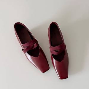 Chaussures plates Mary Jane en cuir véritable à bout carré, talon moyen de 3 à 6 cm, confortables pour femmes, à porter au quotidien - Product Image 3