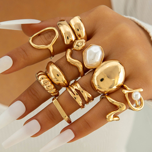 Nuevo Anillo de Perlas Irregulares de Lujo Vintage, Anillo de Flores, Anillos de Aleación para Mujer, Joyería de Moda al por Mayor - Product Image 5
