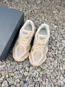 Wholesale <b>top</b>-quality 9060 luxurious men's shoes with breathability and shock absorption, fashionable tennis shoes. - Product Image 3