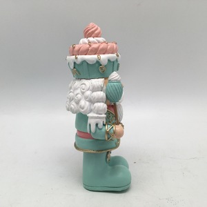 Arredamento di natale in Polyresin-<span class=keywords><strong>il</strong></span> soldato <span class=keywords><strong>schiaccianoci</strong></span> - Product Image 2