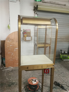 Tủ Trưng Bày Cửa Sổ Cửa Hàng Trang Sức Cao Cấp Tủ Trưng Bày Kính Cong Bằng Thép Không Gỉ Kim Loại Tùy Chỉnh Có Logo - Product Image 4