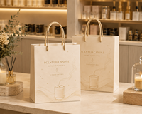 Sacs de shopping en carton personnalisés de luxe, durables, avec pelliculage, pour l'emballage de bougies en détail