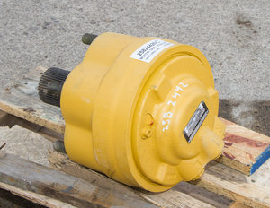 Motor de pistón OEM 246C 256C 262C 258-2442 258-2408 258-2520 258-2521 2582442 2582408 2582520 2582521 para accionamiento - Product Image 2