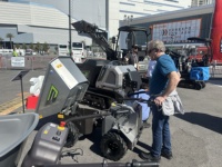 Offerta Speciale: Mini Dumper Elettrico Rhinoceros 500kg con Batteria al Litio 1.5kWh, Camion Ribaltabile Compatto con Benna da 0.28 m³ e Caricatore Frontale Alto