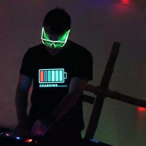 Đảng Rave Âm Thanh Kích Hoạt <span class=keywords><strong>Equalizer</strong></span> EL Bảng Điều Khiển T-shirt Thời Trang Nhấp Nháy <span class=keywords><strong>LED</strong></span> Bảng Điều Chỉnh Cho Áo Thun Nam - Product Image 3