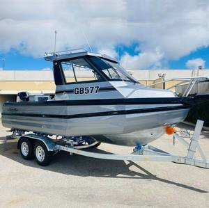 Bateau de pêche Poseidon 6m Easy Craft en aluminium soudé avec cabine - Product Image 3