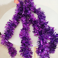 Guirlandes en plastique à feuilles pointues transfrontalières pour décorations de mariage, fournitures de fête, décorations de rampe d'escalier, utilisation en intérieur