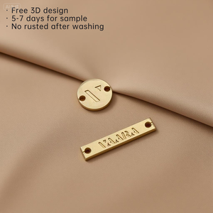Etiquetas de ropa personalizadas con logotipo de metal chapado en oro para ropa, zapatos, bolsas, etiquetas grabadas de seguridad de papel - Product Image 1