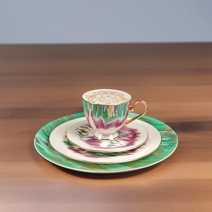 Wholesale Luxury Gold Porcelain Dinnerware <b>Sets</b> Eco-Friendly Bone China Dinnerware <b>Sets</b> for Home Use - Product Image 5