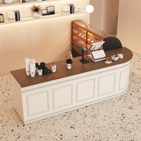Comptoir de café-bar rétro personnalisé Design de café moderne pour meubles de restaurant Design de comptoir de thé au lait