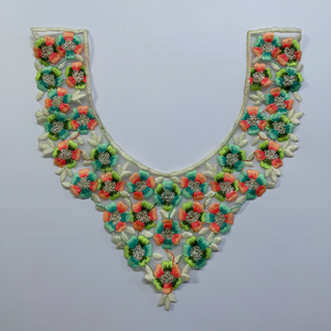 Patrones de cuello bordados de lujo para vestidos y tops Escotes bordados personalizables para fabricantes de ropa calidad 100% - Product Image 1