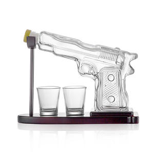 Vente en gros personnalisé pistolet whisky verre à décanter ensemble carafe liqueur bouteille conteneur distributeur whisky carafe avec verre à liqueur - Product Image 4
