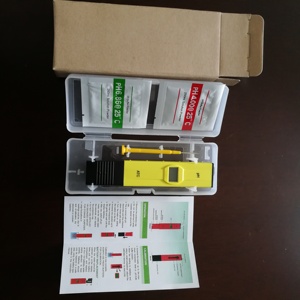 Penjualan laris pena Digital portabel tipe pena akurasi tinggi tahan air <span class=keywords><strong>PH</strong></span> <span class=keywords><strong>Meter</strong></span> EC <span class=keywords><strong>Meter</strong></span> instrumen dengan cahaya hitam dengan suhu - Product Image 6
