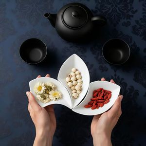 Juego de bandejas de cerámica de estilo chino con diseño floral, plato multifuncional para aperitivos, frutas secas, uso doméstico - Product Image 1