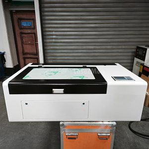 Machine de découpe et de gravure au laser CO2 80W 6040, modèle de bureau pour la fabrication artisanale en acrylique, cuir, PVC, la production de panneaux publicitaires - Product Image 4